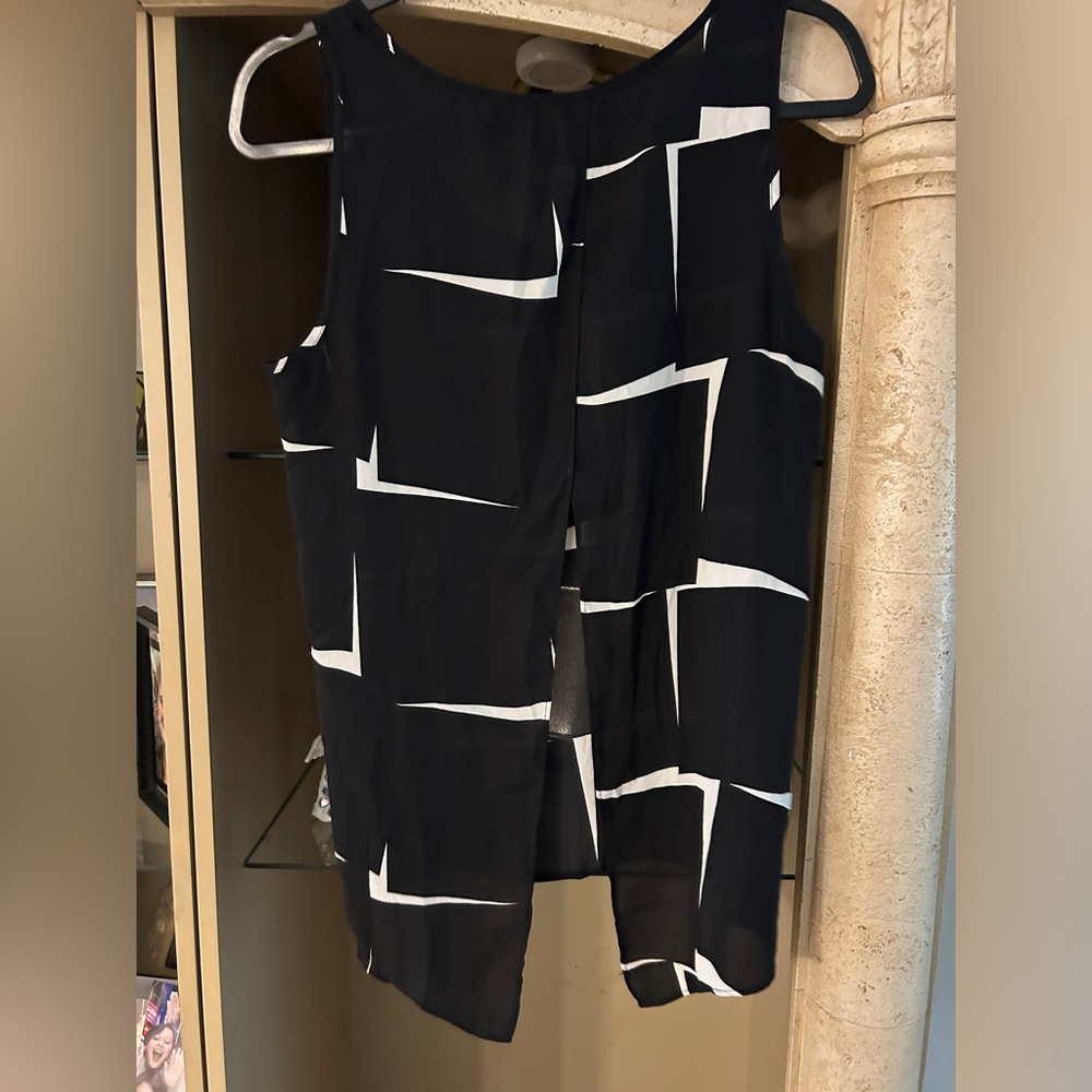 Express Split Back Tank Size L - image 2